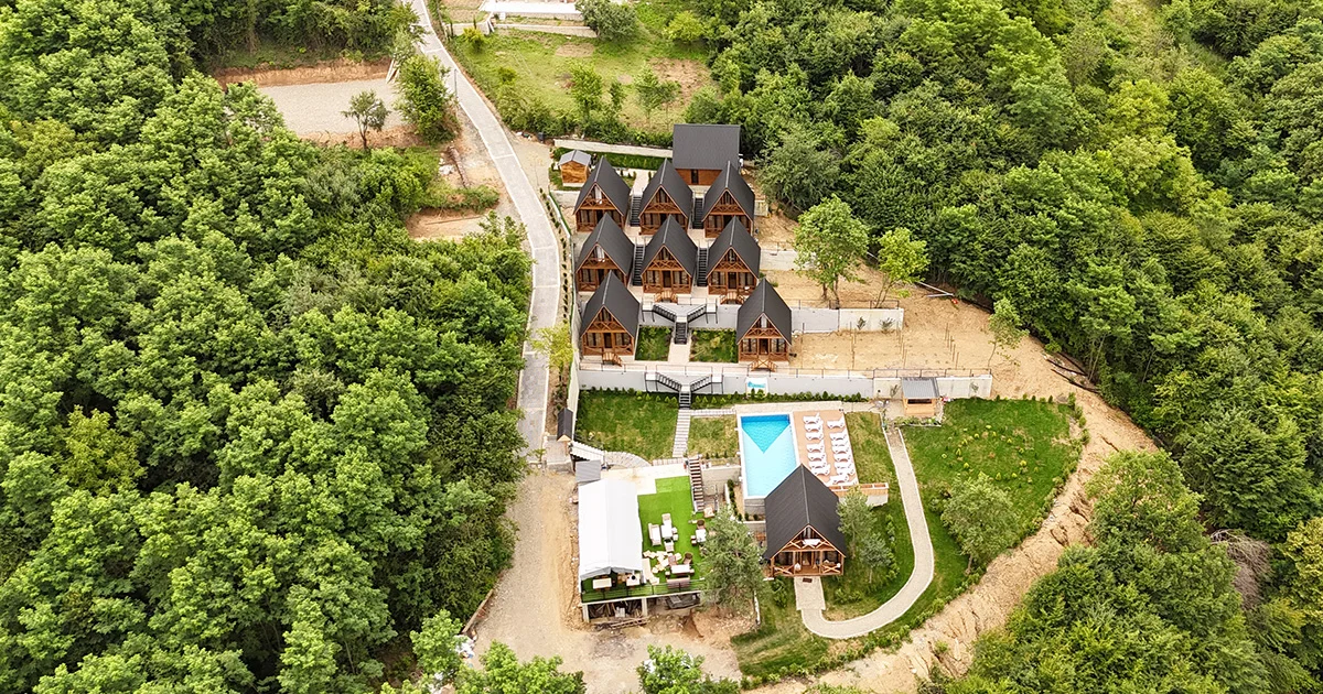 9 მთას იქით